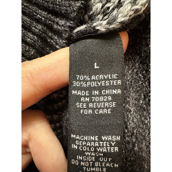 Rue21 Argyle Quarter-Zip Sweater Men’s Large Gray Black White Pullover - Picture 4 of 8